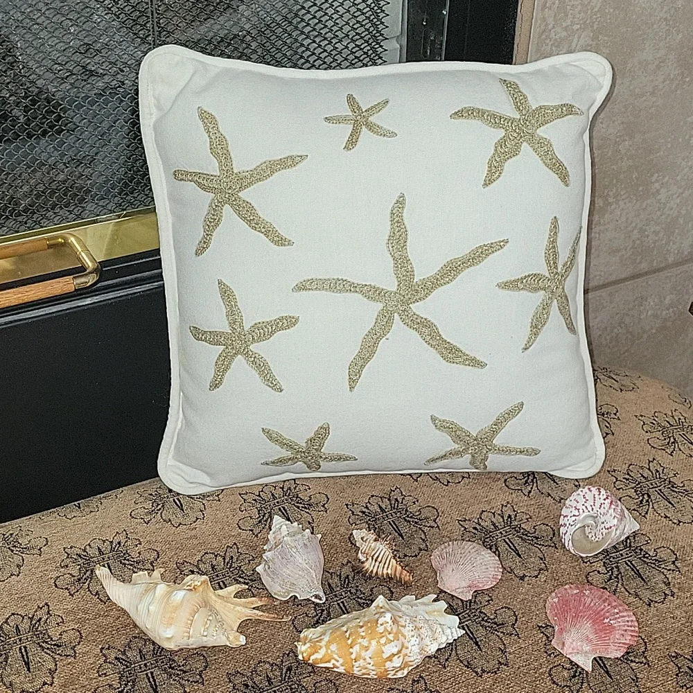 Pottery Barn 12x12 Sea Life Accent Pillow, VGUC